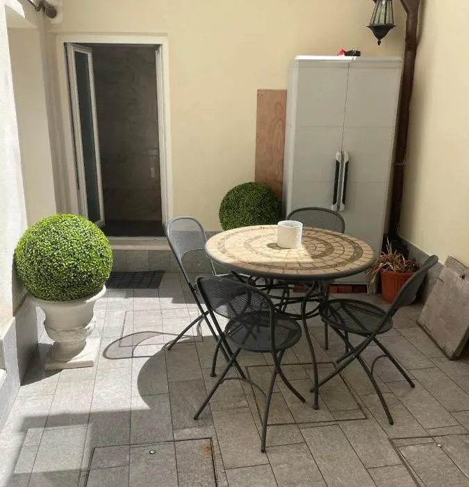 Blusuite Appartamento-1